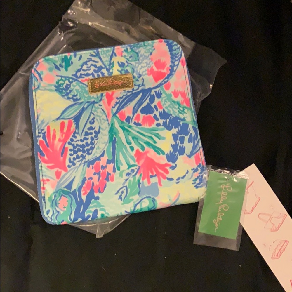 Lilly Pulitzer Packable Tote Mermaids Cove pattern